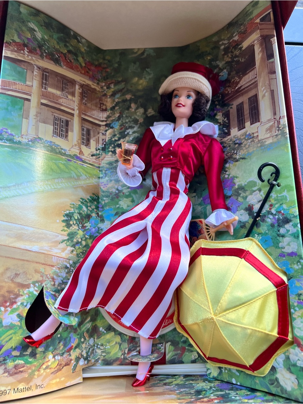 1997 Vintage Coca Cola Red Pink Gradient Doll Box Artwork